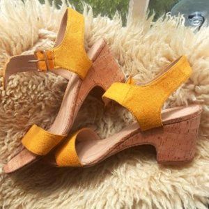 Andrew Geller Sandals sz 10